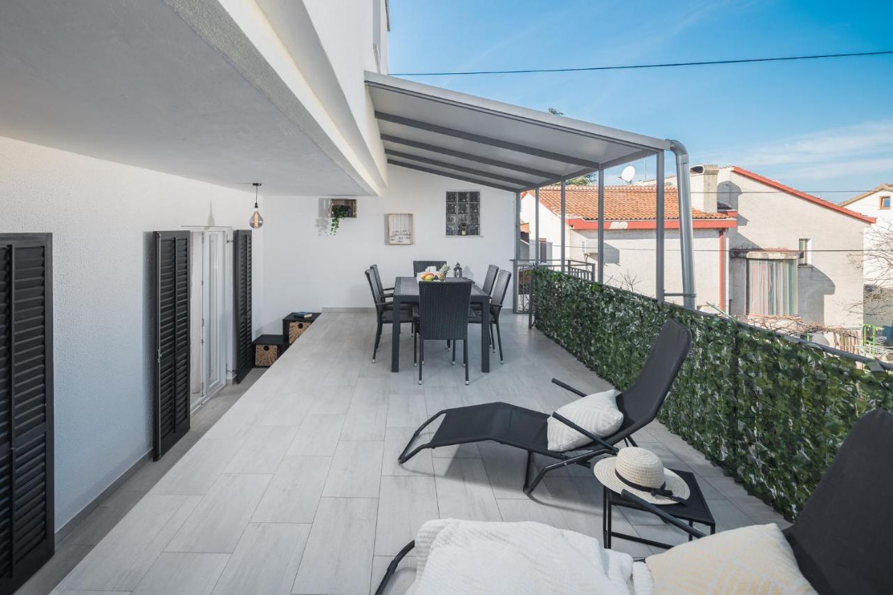 Apartment Sea Pearl بوريتش المظهر الخارجي الصورة